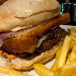 Brutus Pub Sarezzo Comida