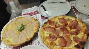 Al Posto Giusto Pizzeria Tavola Calda food