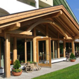 Erica Exterior
