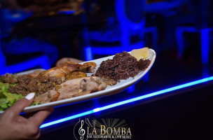 La Bomba food