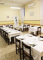 Trattoria Del Circolo Dei Favari inside