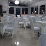 Golden Mill E Pizzeria À l'intérieur