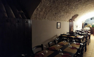 Cantina Del Barone inside