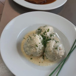 Hochwart Comida
