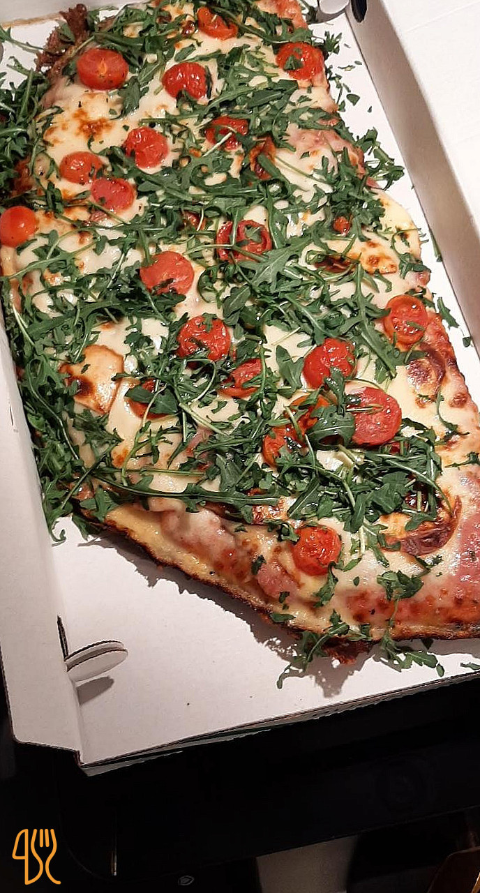Pizza Pazza A Pezzi2 Comida