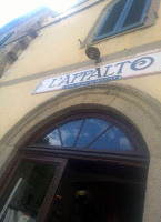 L'appalto outside