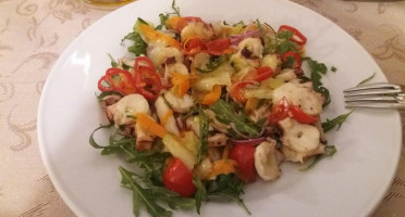 La Briciola food