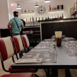Zona 30 Beer ‘n’ Grill inside