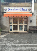 Stazione Pizza outside