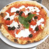 Pizzeria Le Arcate food