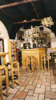 Burgschenke (buschenschank/trattoria) inside