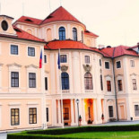 Zamek Liblice outside
