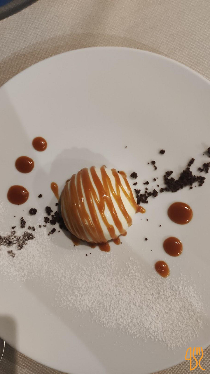 Villa Bernasconi Comida