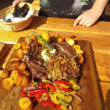 Hospudka U Kamila Kostomlaty Pod Milesovkou food