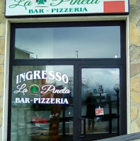 Bar Pizzeria Ristorante La Pineta outside