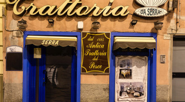 Trattoria Serra outside