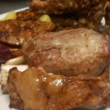 Max's Beer Garden Comida