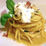 Del Salaria food