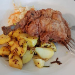 Zájezdní Hostinec U Jiskrů food