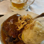 Zájezdní Hostinec U Jiskrů food