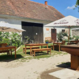 Zájezdní Hostinec U Jiskrů outside