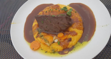 Vinařství U Kapličky food