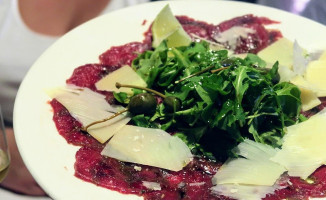 Vinařství U Kapličky food