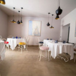 Shalai À l'intérieur