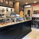 Toastamore Dentro