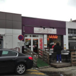 Va Mo Là Exterior