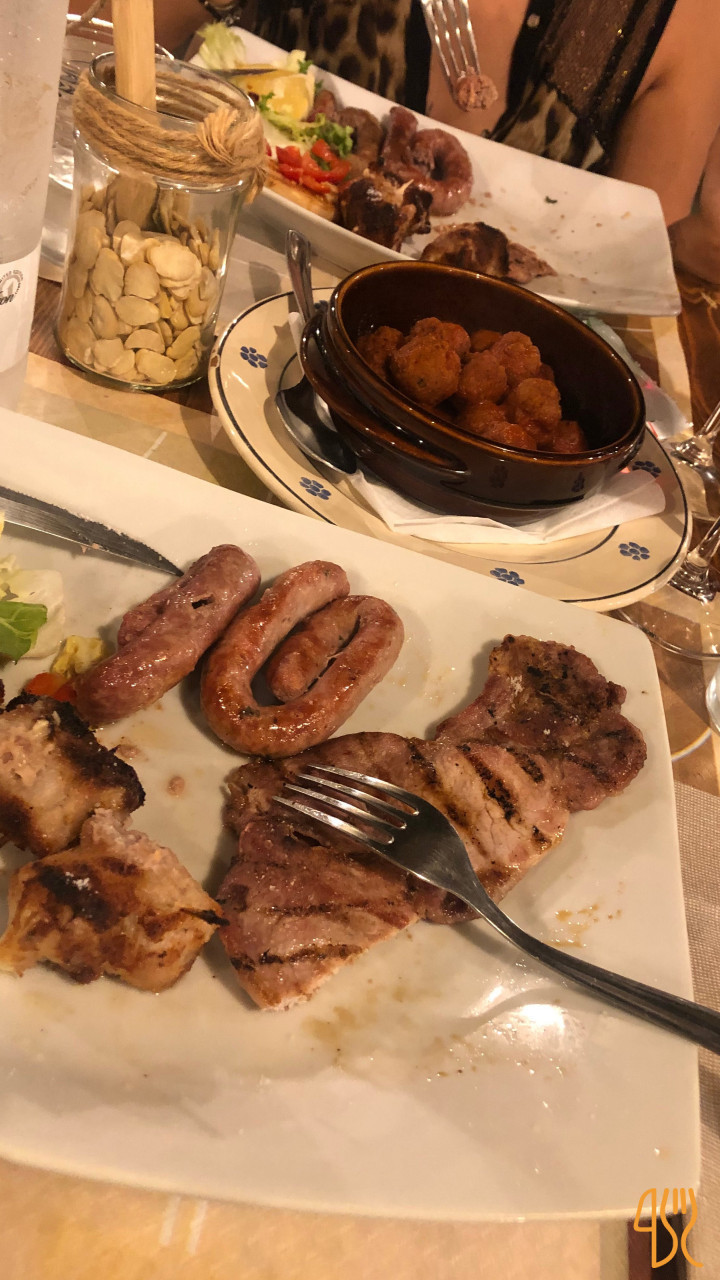 La Cantinina Nourriture
