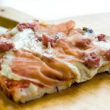 Pizzeria Pizzicotto Linus Food Line food