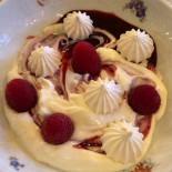 Razmataz Wine food