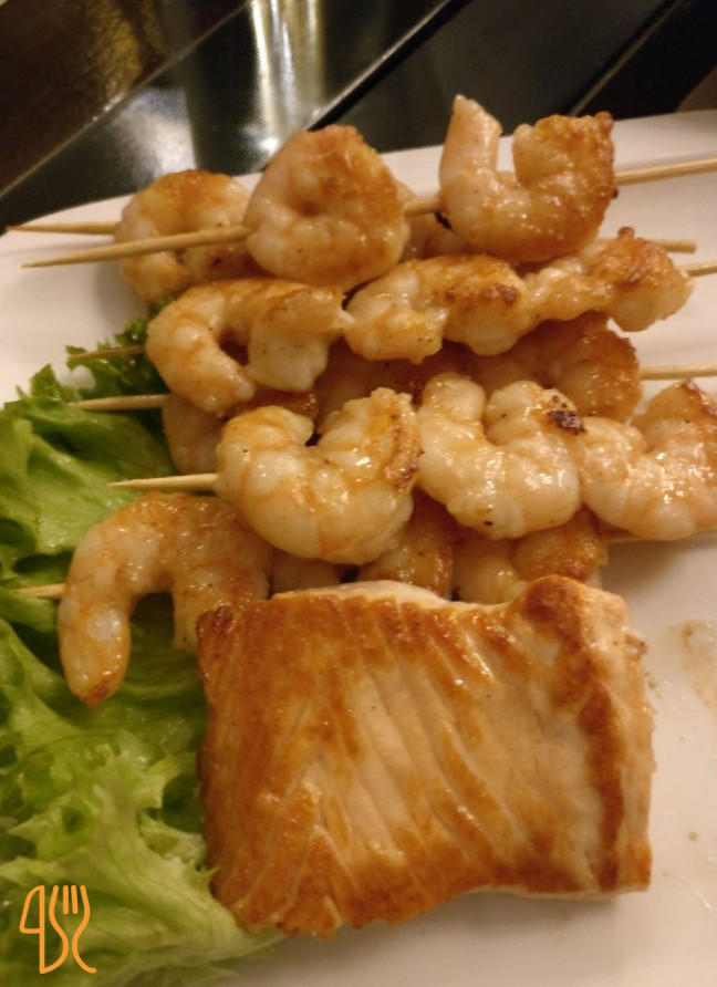 Hiro Japanese Comida