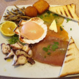 Ai 2 Laghi food