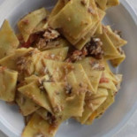 Pesce Parlante food