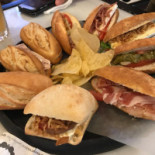 100 Montaditos Nourriture