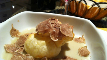 Champagneria Quartino Divino food