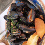 Assèttati Terrasini Bebida