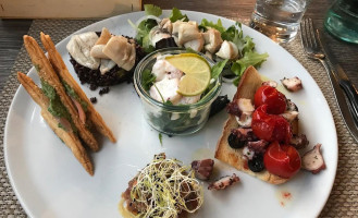 Pizzeria La Grgilia food