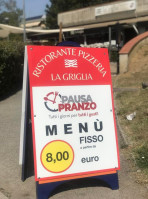 Pizzeria La Grgilia outside