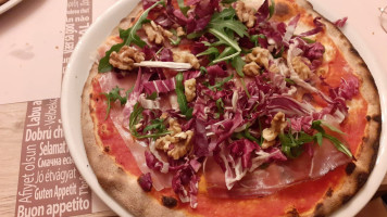 Pizzeria Sarda food