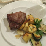 Ai Tetti Nourriture