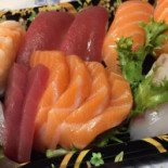 Komugi Sushi Nourriture