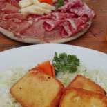 Rifugio Laresei food