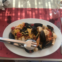 Alcione Beach food