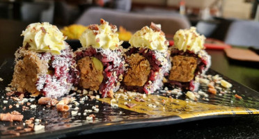 Sushikaiten food