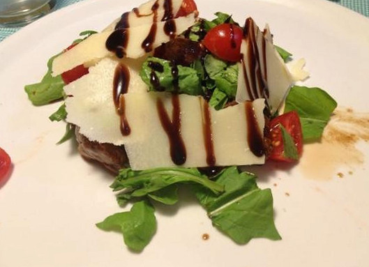 Ritrovo La Piazzetta A Caltagirone Comida