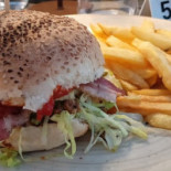 V78 Pub Grill Nourriture