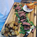 V78 Pub Grill Comida